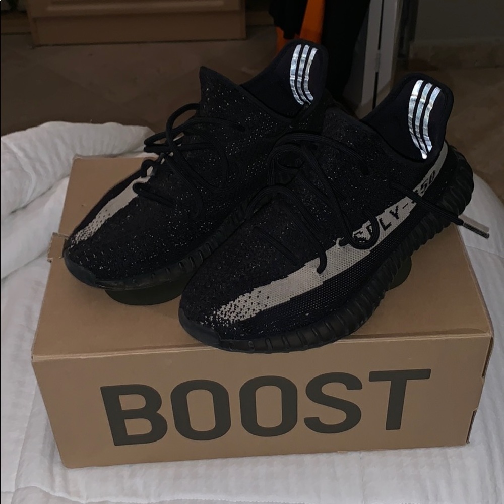 Yeezy Boost 350  'Oreo' listed from 700-1.3k.